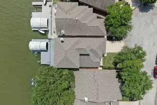 12858 Pelican Island Dr, Willis, TX 77318 - Photo 38
