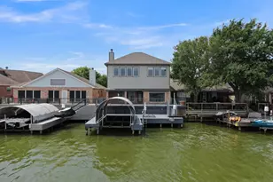 12858 Pelican Island Dr, Willis, TX 77318 - Photo 2