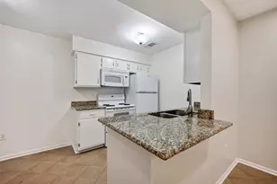 8801 Hammerly Blvd, Houston, TX 77080 - Photo 10
