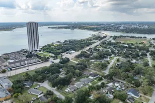 502 Wildwood Dr, Seabrook, TX 77586 - Photo 40