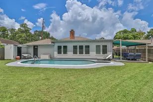 502 Wildwood Dr, Seabrook, TX 77586 - Photo 26