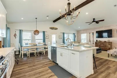 16518 Jamaica Cove Road, Jamaica Beach, TX 77554 - Photo 10