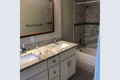 5420 Longshadow Drive, Dickinson, TX 77539 - Photo 12