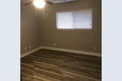 5420 Longshadow Drive, Dickinson, TX 77539 - Photo 10