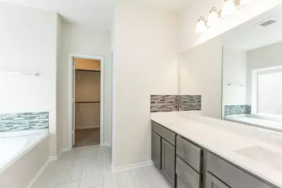 2293 Garden Square Path, Spring, TX 77386 - Photo 18