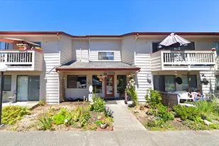 200 High School Rd NE, Bainbridge Island, WA 98110 - Photo 4