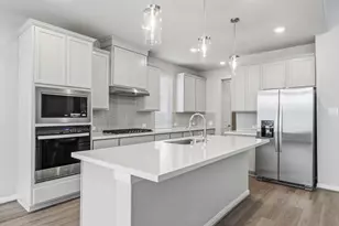 6705 Hillside View Ln, League City, TX 77573 - Photo 4
