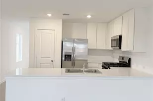 447 Southern Magnolia Wy, Magnolia, TX 77354 - Photo 2