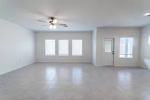 426 Monarch Trl, Huntsville, TX 77320 - Photo 12