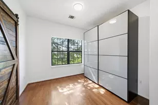 310 S Jensen Dr, Houston, TX 77003 - Photo 24