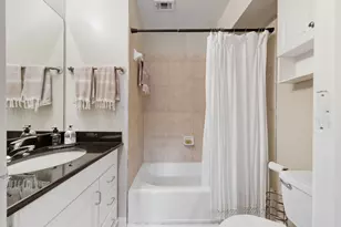 310 S Jensen Dr, Houston, TX 77003 - Photo 30