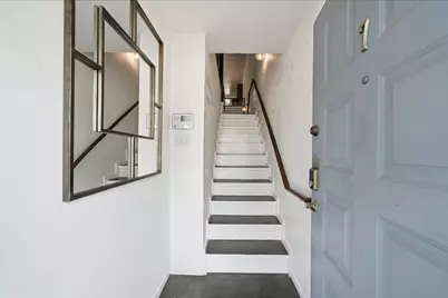 310 S Jensen Drive #7, Houston, TX 77003 - Photo 4