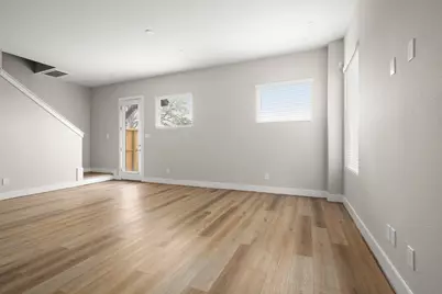8114 Esther Acres, Houston, TX 77088 - Photo 4