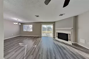 2217 Clemson Dr, Katy, TX 77493 - Photo 4