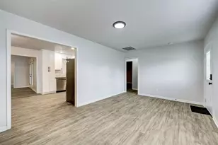 1412 Tupelo Ave, Pasadena, TX 77506 - Photo 2