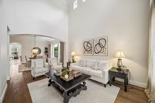 5230 Turning Leaf Ln, Sugar Land, TX 77479 - Photo 6