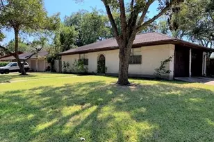 2123 Williamsburg Ct, League City, TX 77573 - Photo 1