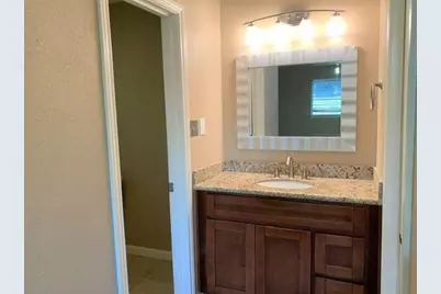 2123 Williamsburg Court, League City, TX 77573 - Photo 12