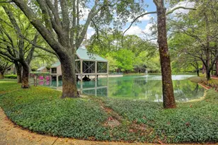 153 Litchfield Ln, Houston, TX 77024 - Photo 24