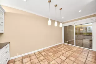 153 Litchfield Ln, Houston, TX 77024 - Photo 16