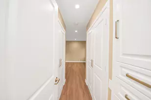 153 Litchfield Ln, Houston, TX 77024 - Photo 20