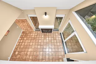 153 Litchfield Ln, Houston, TX 77024 - Photo 28