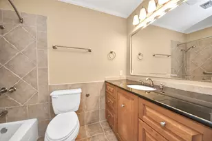 153 Litchfield Ln, Houston, TX 77024 - Photo 14