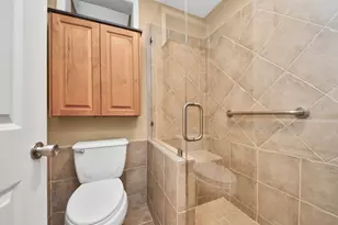 153 Litchfield Ln, Houston, TX 77024 - Photo 26