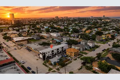 1716 23rd Street #D, Galveston, TX 77550 - Photo 2