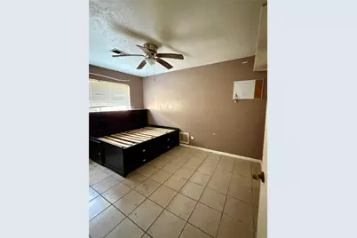 919 Grand Oaks Drive, Houston, TX 77015 - Photo 6