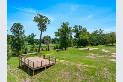 932 Robson, Columbus, TX 78934 - Photo 18