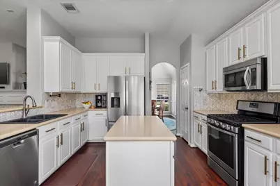 6319 Holden Mills Drive, Spring, TX 77389 - Photo 18