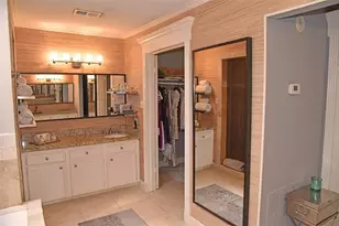 1802 Potomac, Houston, TX 77057 - Photo 36
