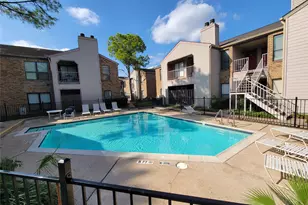 2025 Augusta Dr, Houston, TX 77057 - Photo 34