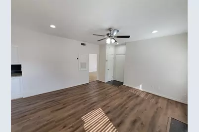 2025 Augusta Drive #303, Houston, TX 77057 - Photo 12