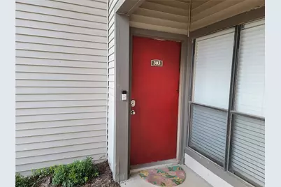 2025 Augusta Drive #303, Houston, TX 77057 - Photo 2