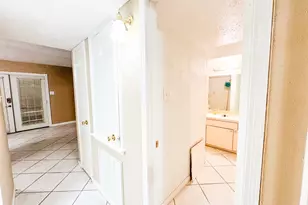 12633 Memorial Dr, Houston, TX 77024 - Photo 8