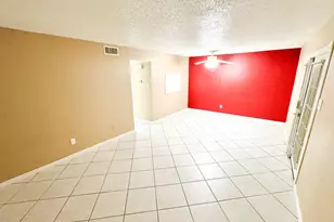 12633 Memorial Dr, Houston, TX 77024 - Photo 2
