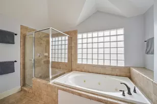 5810 Darling St, Houston, TX 77007 - Photo 18