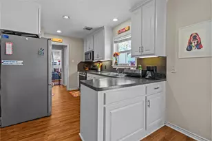 2805 Pine St, Galveston, TX 77551 - Photo 14