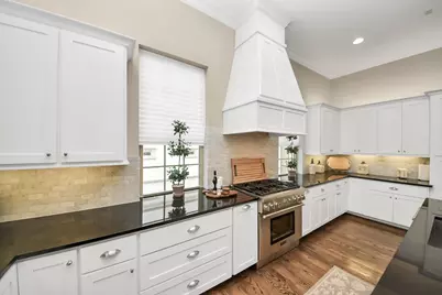 852 Dunleigh Meadows Lane, Houston, TX 77055 - Photo 18