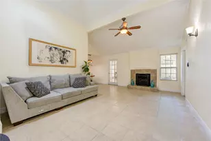 22627 John Rolfe Ln, Katy, TX 77449 - Photo 4