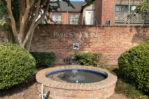 2829 Timmons Ln, Houston, TX 77027 - Photo 2