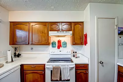 7211 Skylight Lane, Houston, TX 77095 - Photo 10