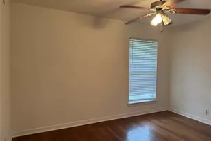 4013 Newshire Dr, Houston, TX 77025 - Photo 12
