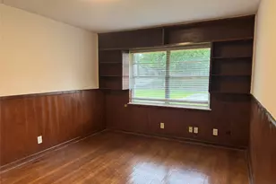 4013 Newshire Dr, Houston, TX 77025 - Photo 6