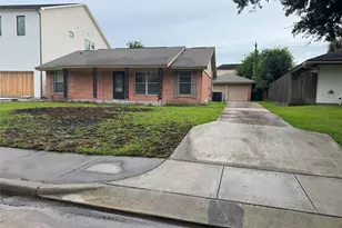 4013 Newshire Dr, Houston, TX 77025 - Photo 2