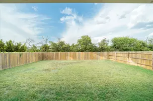 201 Elm Crk Dr, Hutto, TX 78634 - Photo 26