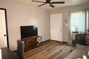 2619 Canfield St, Houston, TX 77004 - Photo 2