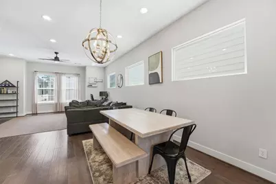 2057 Sherwood Forest Street, Houston, TX 77043 - Photo 6